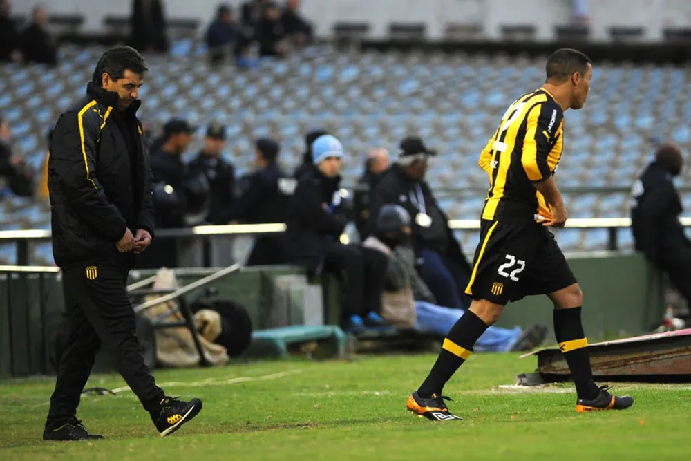 Darío Rodríguez y el Polilla Da Silva el día del regreso ante Wanderers