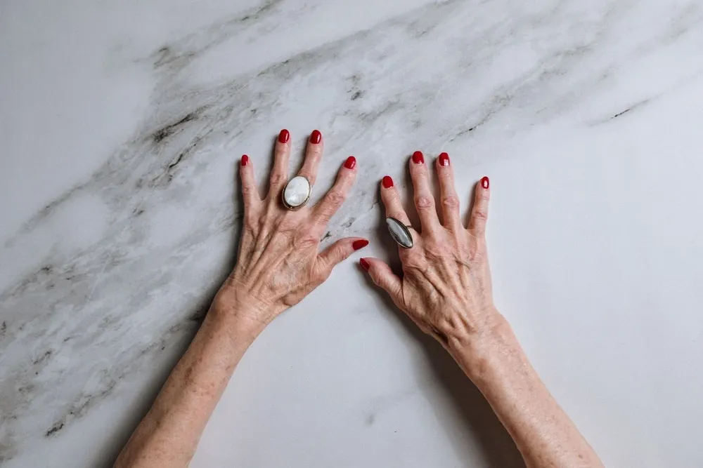 En distintas partes del mundo, las mujeres mayores están asociandose y manifestando en reclamo por mayor lugar en la discusión pública