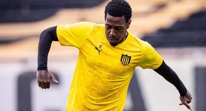 Abel Hernández volvió a entrenar con el plantel principal de Peñarol