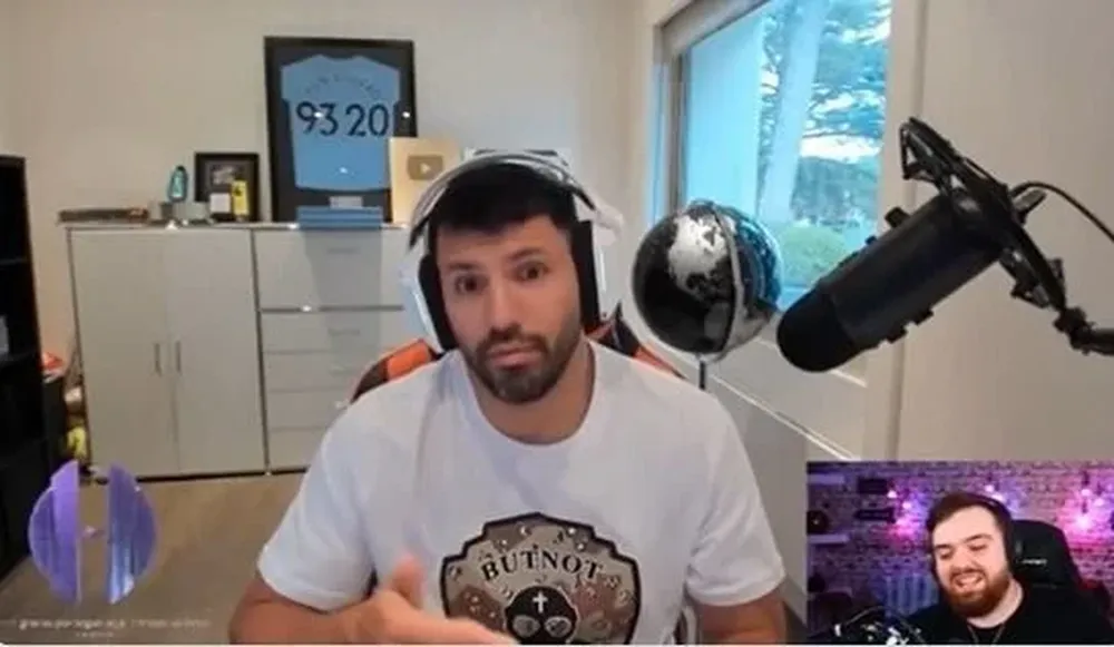 Sergio Agüero durante su comunicación con Ibai Llanos