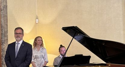 No hay plata pero hay solidaridad: la austera celebración de Argentina en medio de la pelea Sánchez vs Milei