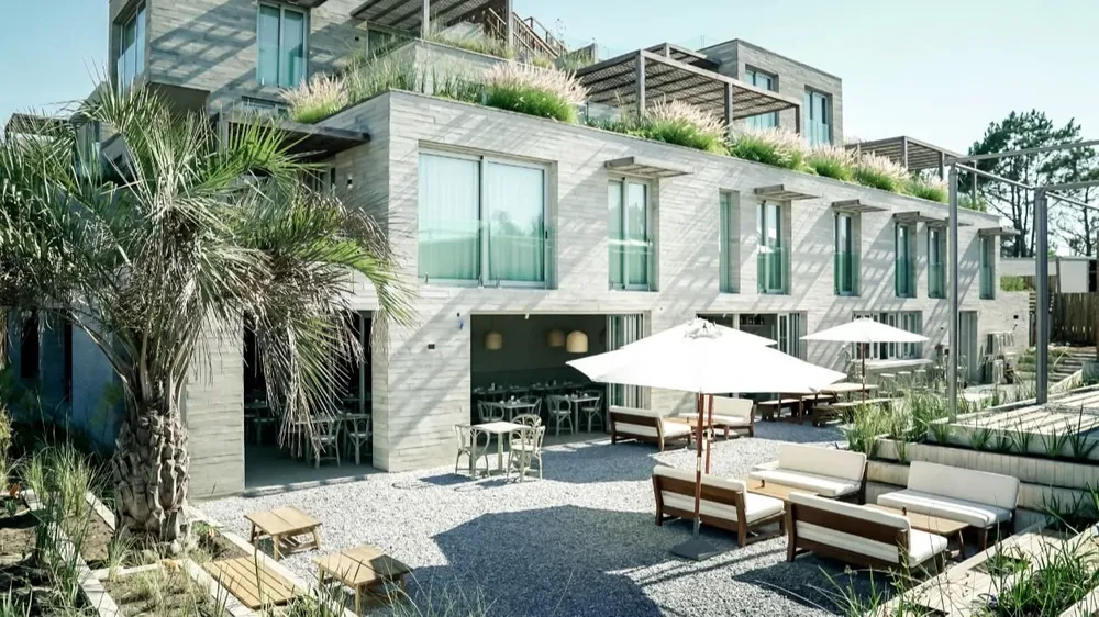 El hotel tiene prestaciones de apartamento para los clientes