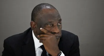 el presidente sudafricano cyril ramaphosa fue eximido de cargos de corrupcion por la oficina de proteccion del publico