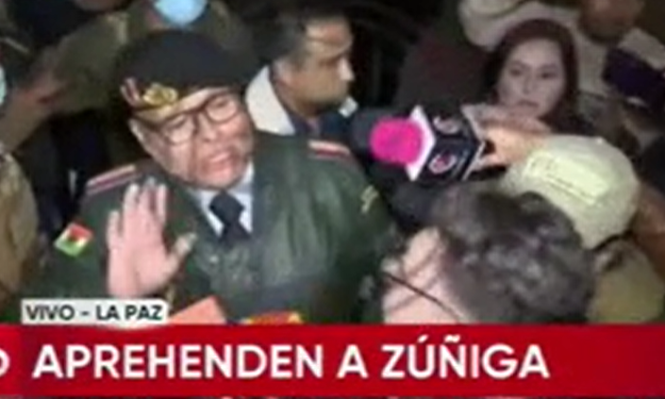 Zúñiga fue detenido tras la retirtada de las tropas del centro de La Paz.