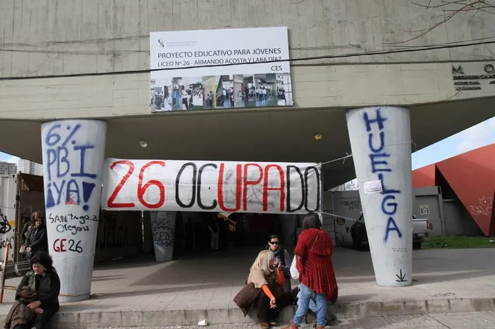 Ocupación en el liceo 26
