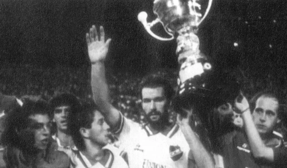 La última Copa internacional que levantó un equipo uruguayo: la Recopa de 1989