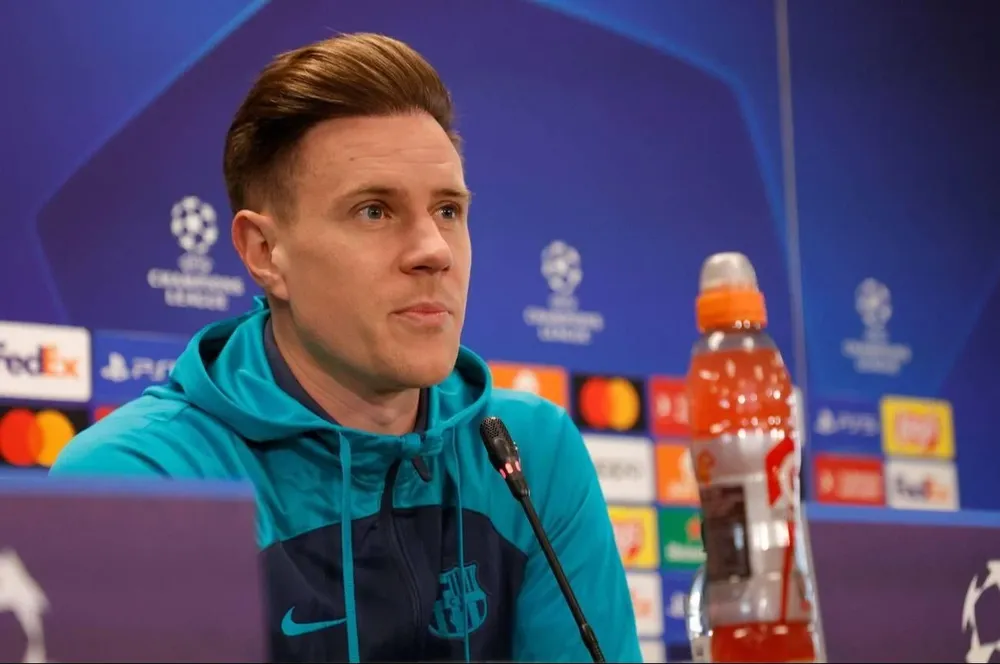 Ter Stegen en rueda de prensa.