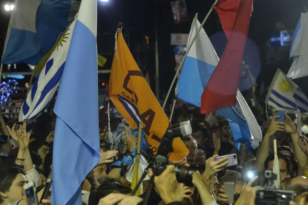 Blancos, colorados y cabildantes en coalición