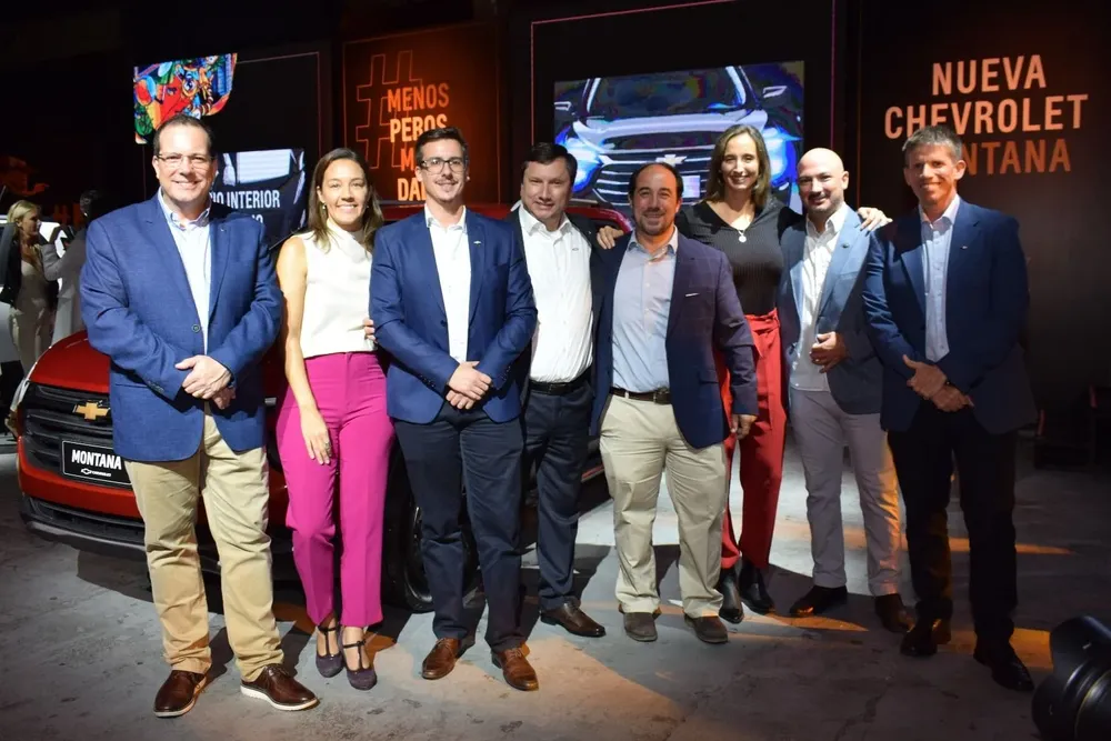 Enrique De Martini, Maria Jose Muller, Juan Manuel Rodriguez, Claudio DAgostini, Benjamín Butler, Fabiana Gómez, Gabriel Derregibus y Felipe Klimas