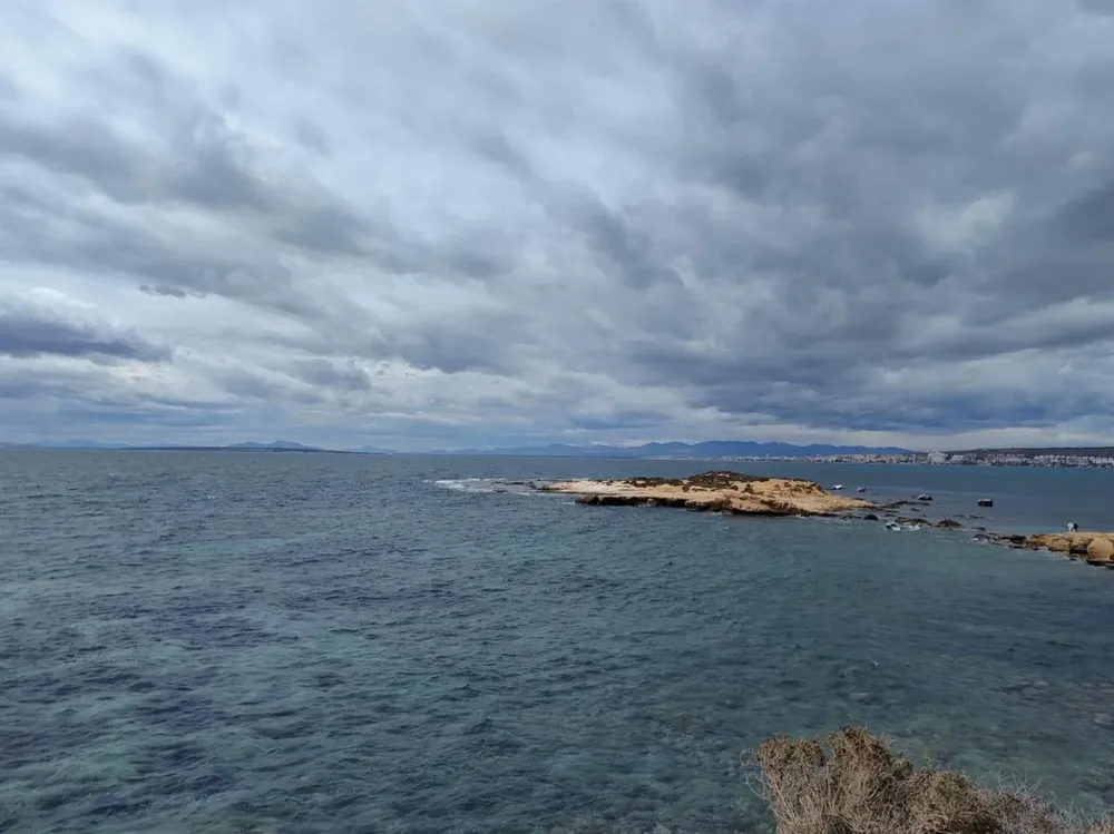 La Semana Santa será más lluviosa de lo habitual, pero más cálida en la costa mediterránea.