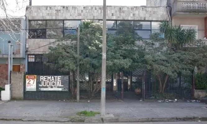 El depósito tiene un área de 4.107 metros y se divide en dos plantas