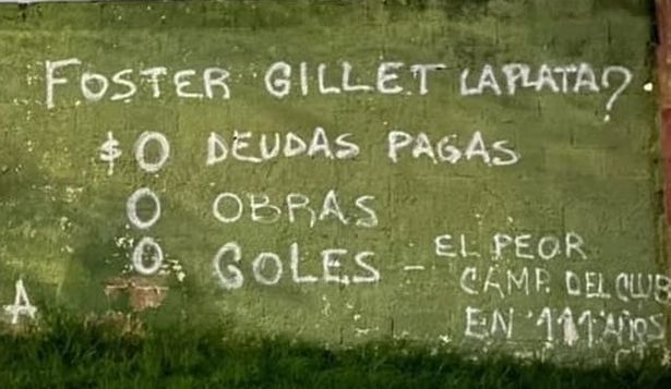 Pintada de los hinchas de Rampla Juniors en el Olímpico