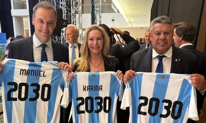 Los cambios en el Gobierno abrieron una discusión interna por la disputa con Claudio Chiqui Tapia y la AFA