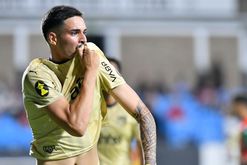 Brandon Álvarez en Peñarol vs Boston River Copa de la Liga AUF