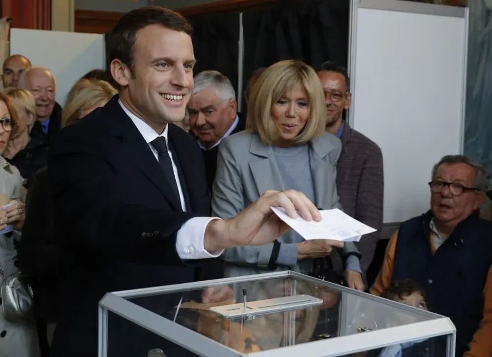 La hijastra de Macron contó sobre cómo se enteró de que eran pareja