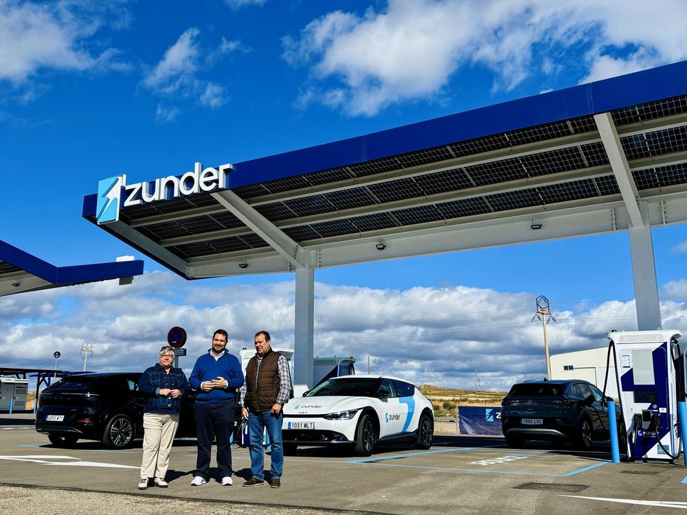 &nbsp;Estación de carga de Zunder en Cetina (Zaragoza)