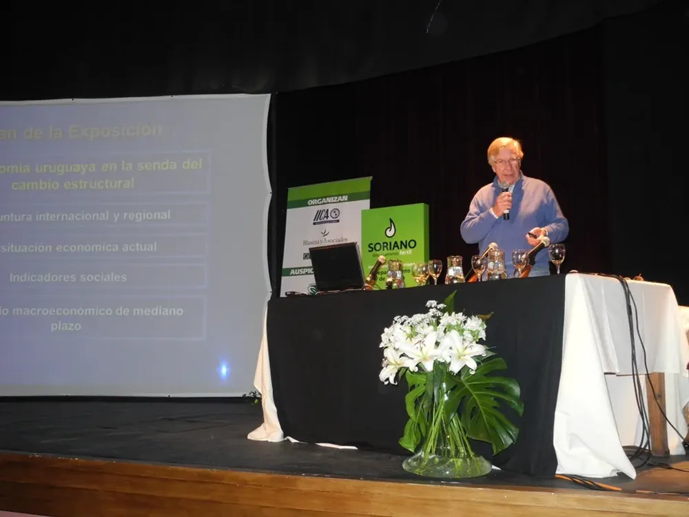 Astori, ayer durante su exposición en Agro en Foco