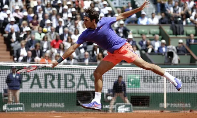 Federer y toda su clase en Roland Garros