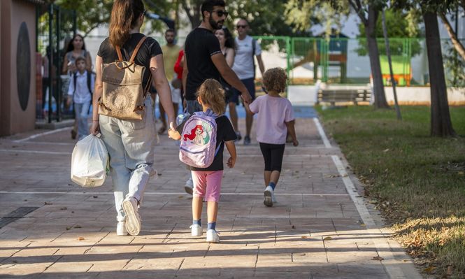 Comienzan hoy la mayoría de los alumnos tras las vacaciones de verano en España.&nbsp;