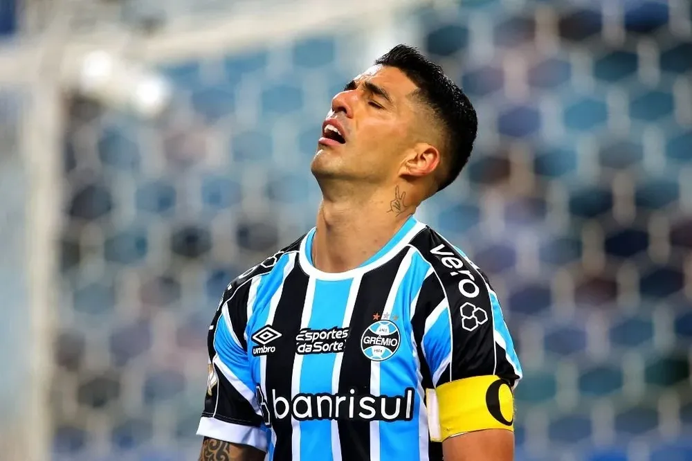 Suárez fue goleado con Gremio este sábado
