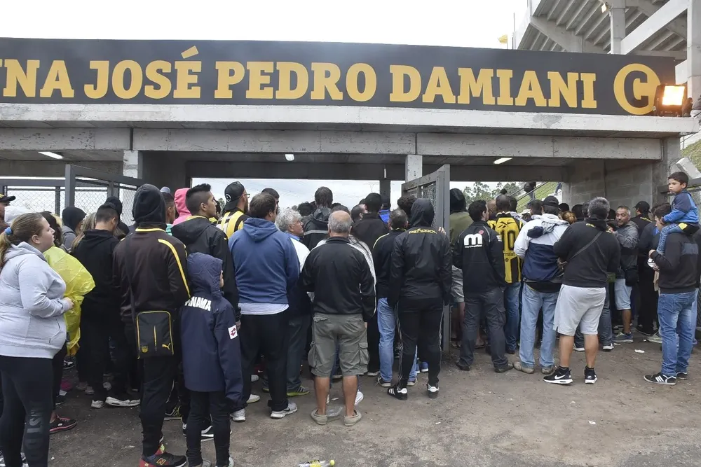 Control de acceso en el Campeón del Siglo