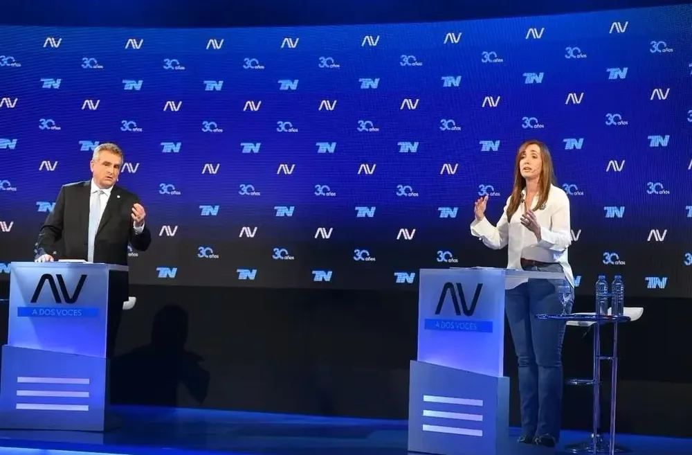 Agustín Rossi y Victoria Villarruel en A dos voces