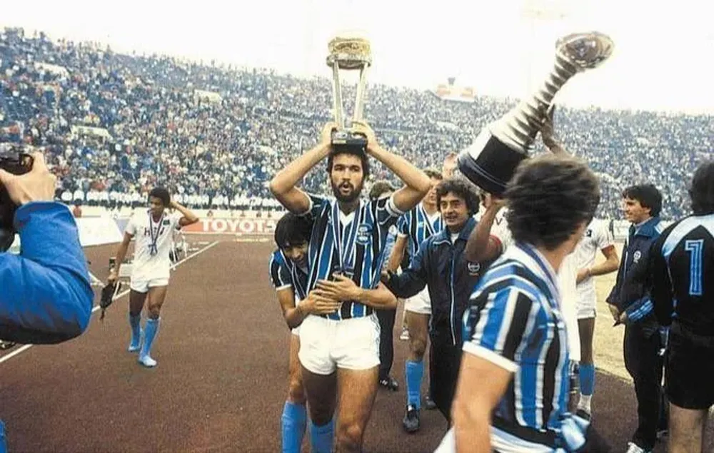 Hugo De León ganó todo con Gremio