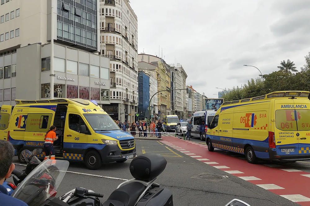 Atropello múltiple en el centro de La Coruña deja seis heridos. (EFE)