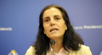 La ministra de Economía y Finanzas, Azucena Arbeleche.