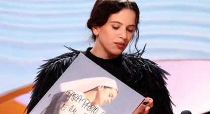 La española Rosalía, en la presentación de su dic Lux en Valencia.