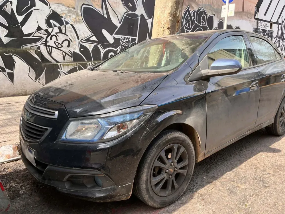 Desbarataron una banda que se dedicaba a la compra, venta y clonación de autos robados