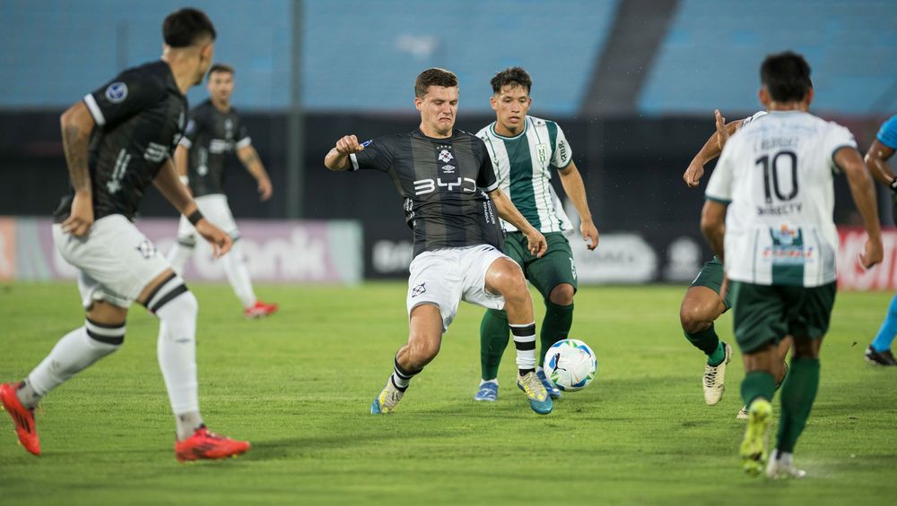 Wanderers enfrentó a Racing por Copa Sudamericana