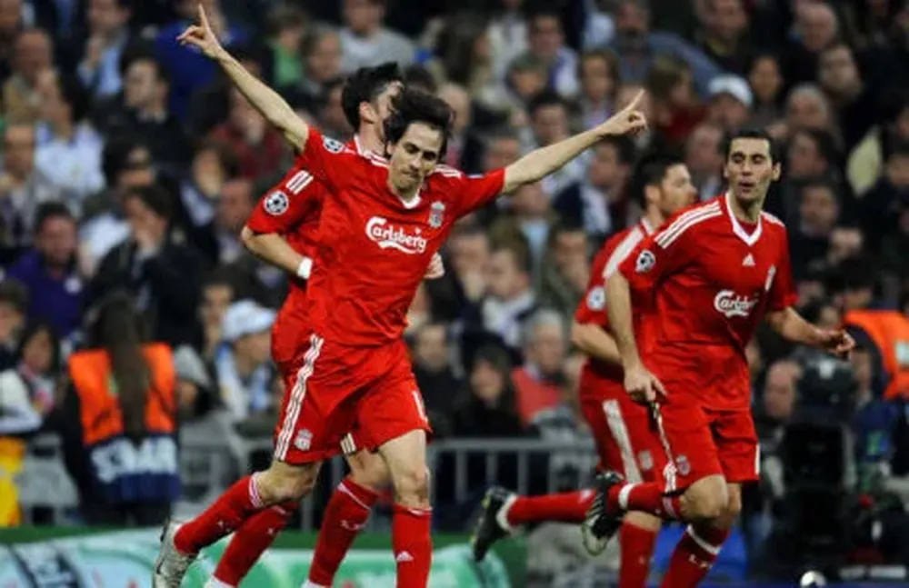 El israelí Yossi Benayoun marcó el tanto de los reds