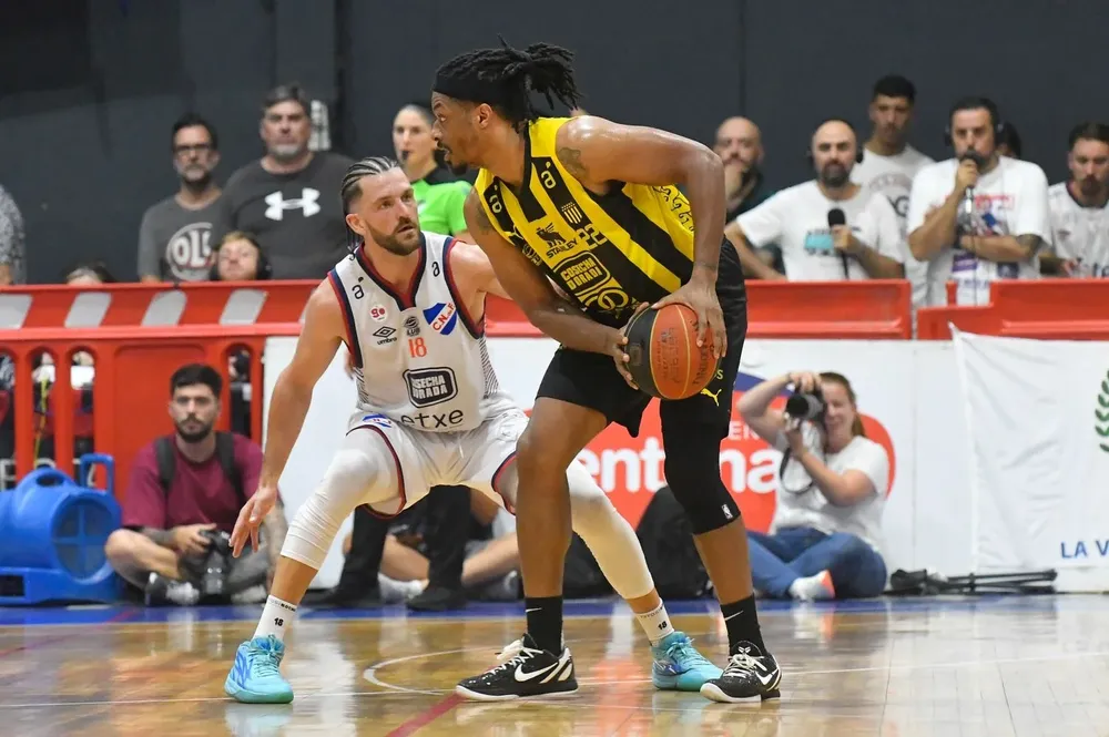 Gastón Semiglia y Shaquille Johnson