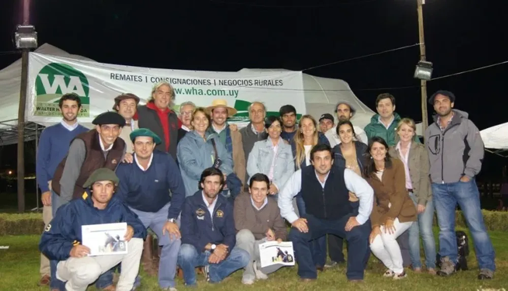 Los equipos del haras y del escritorio al finalizar el remate