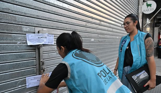 Megaoperativo en la Ciudad de Buenos Aires: desalojaron a más de cinco mil manteros de la calle Avellaneda