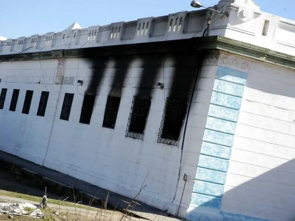 El 8 de julio de 2010 la cárcel de Rocha se incendio, provocando la muerte de 12 reclusos