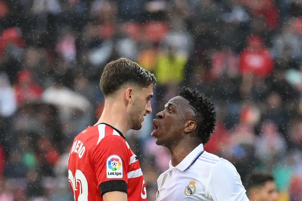 Bueno y Vinicius Jr. tuvieron un duelo aparte