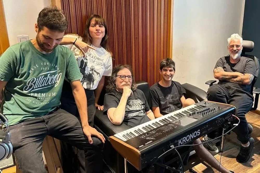 José Palazzo en el estudio de Charly García.