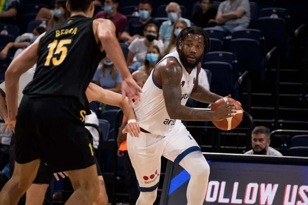 Victor Rudd jugó un partidazo