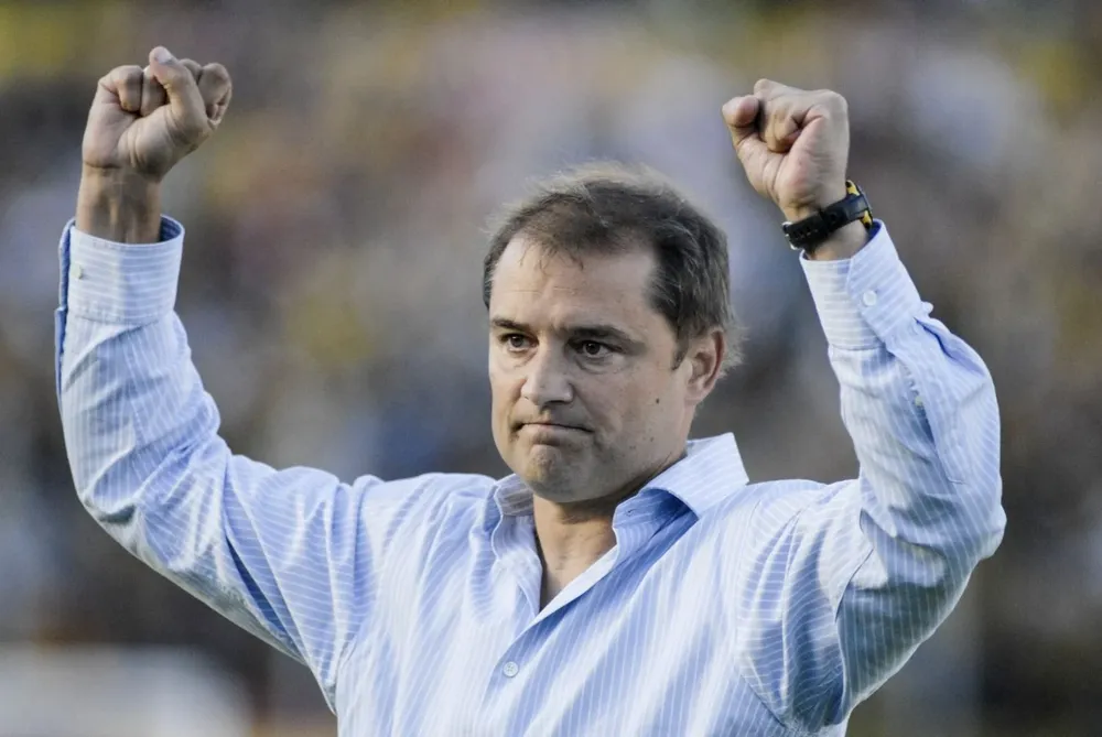 Aguirre viajó a Asunción y habló de cuando no fue electo técnico de la selección