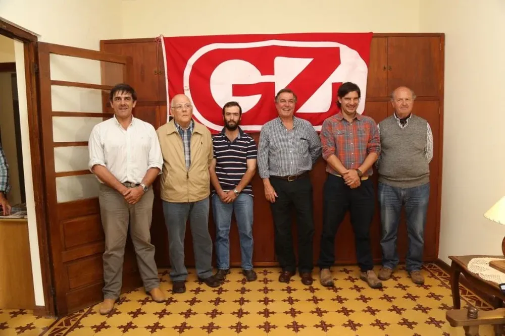 Los responsables del remate que se realizará este lunes en Salto