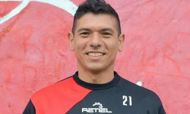 Futbolista se cambió su apellido para evitar burlas