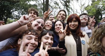 CFK reaparece con una acto en la UBA.