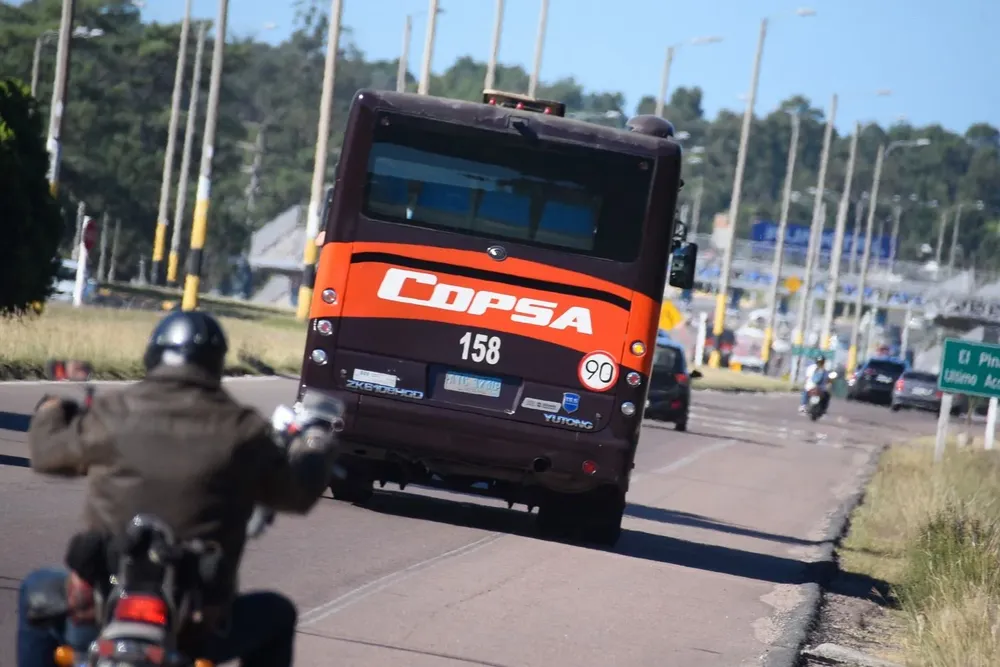 Suburbanos plantearán a Heber situación de déficit mientras MTOP evalúa ajuste del precio de los boletos