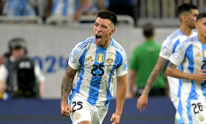 Lisandro Martínez de la selección de Argentina