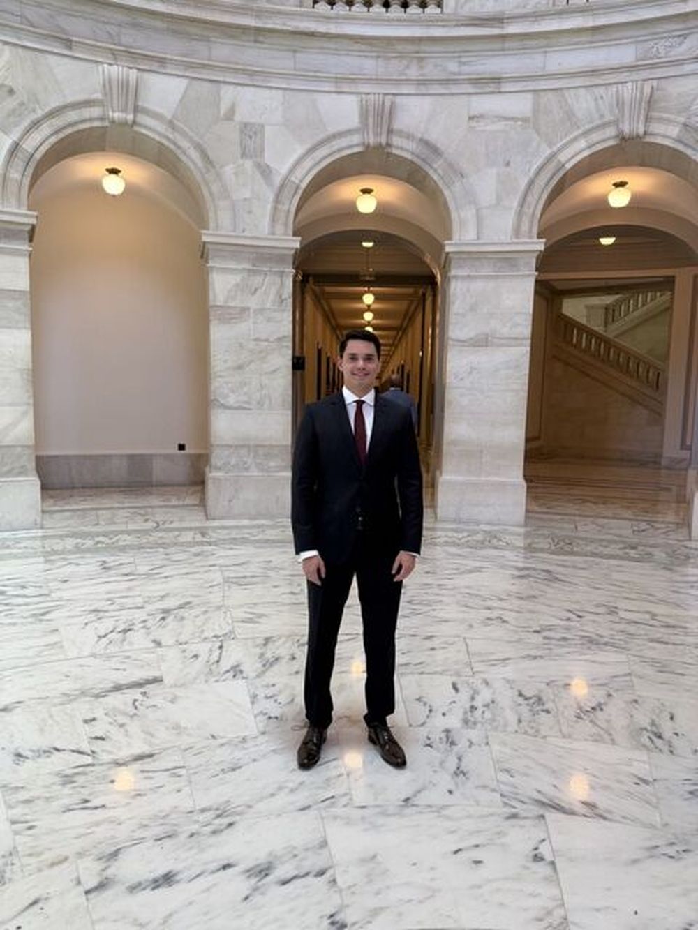 Guillermo Goncalvez en las inmediaciones del Congreso norteamericano