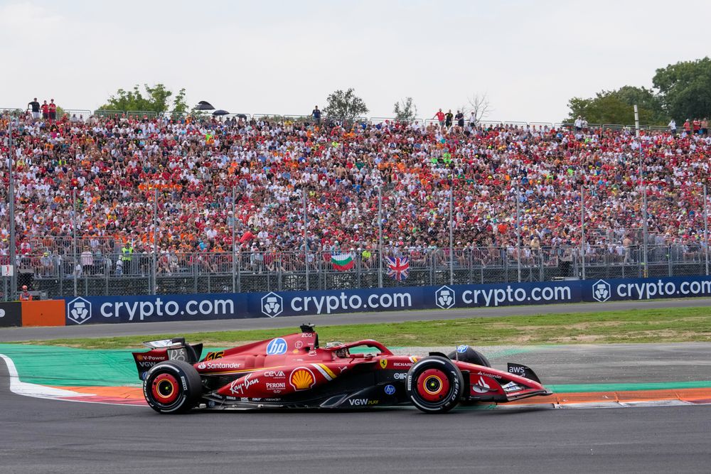 Carlos Sainz roza el podio.