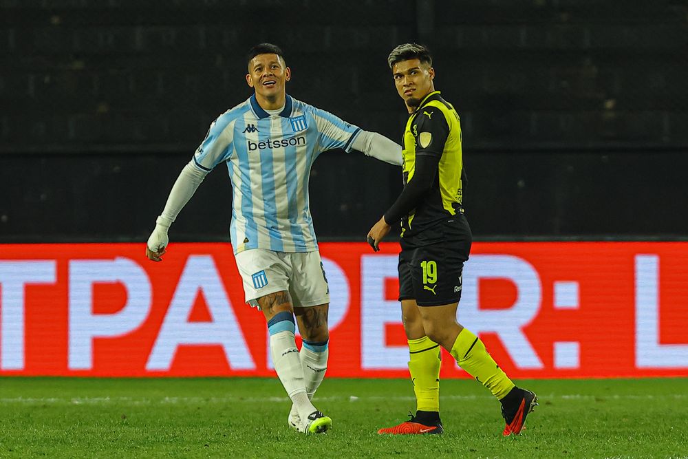 Marcos Rojo en su debut con Racing Marcos Rojo en su debut con Racing