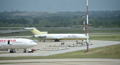 criticas del ministro de defensa y el sindicato de aduanas por falta de controles en carrasco